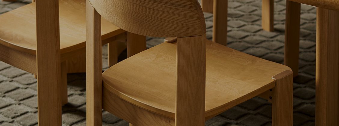 Hot-selling tables and chairs