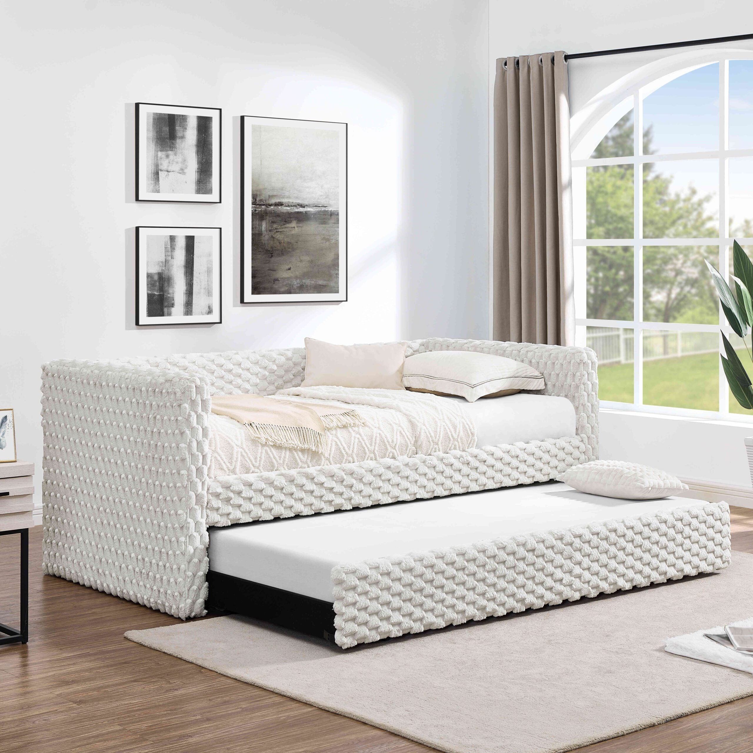 Upholstered sofa bed,The bottom pulls out to form a bed