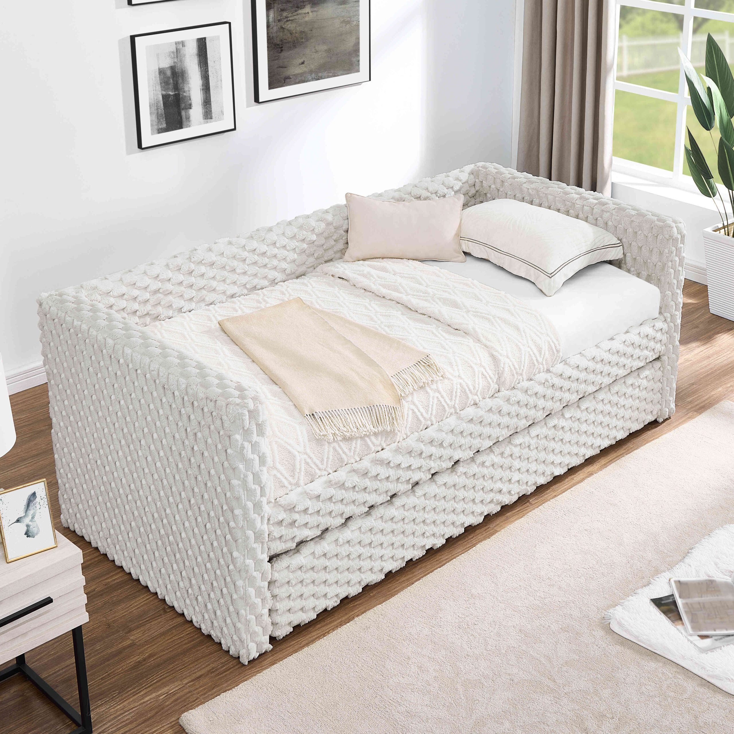 Upholstered sofa bed,The bottom pulls out to form a bed