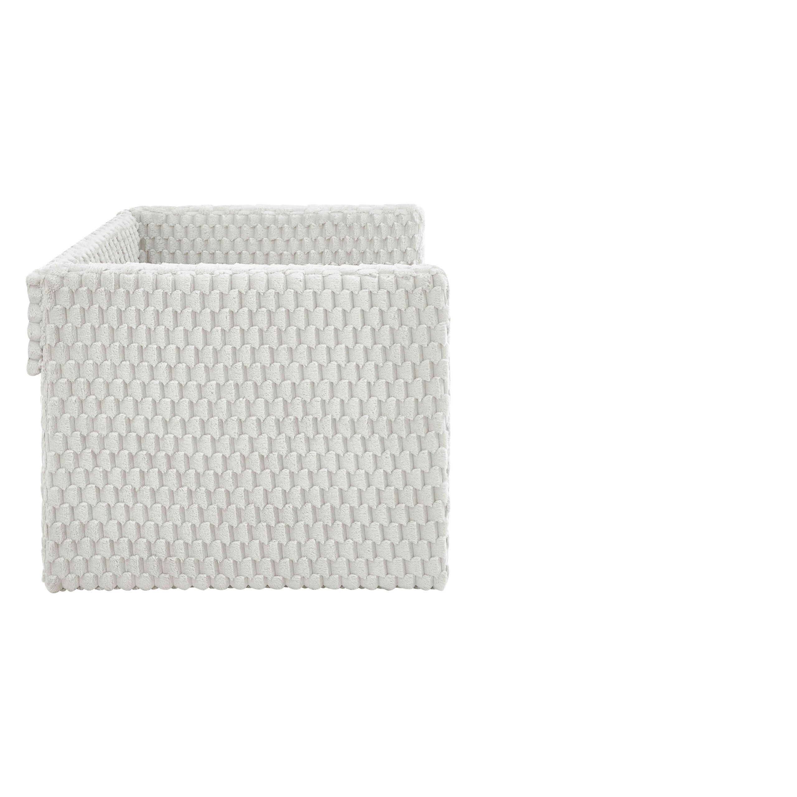 Upholstered sofa bed,The bottom pulls out to form a bed